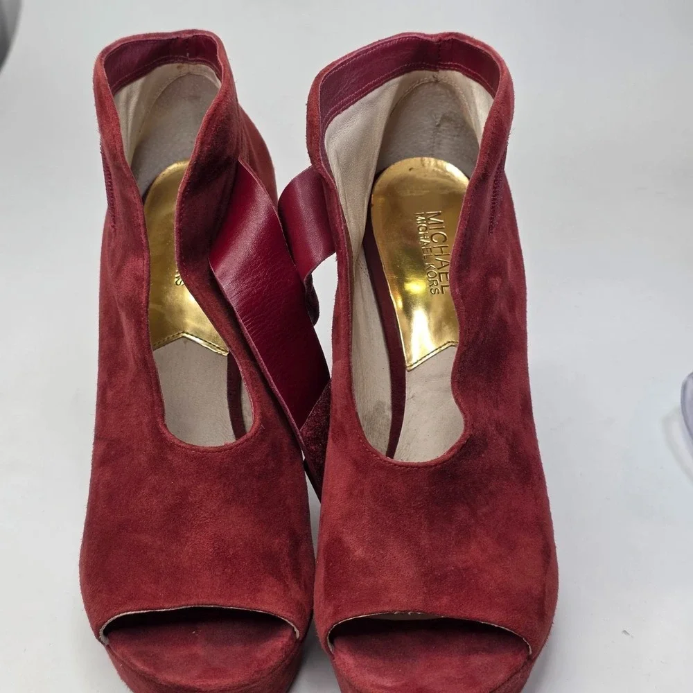 Michael Kors Devenport Bootie Womens Size 9.5 Burgundy Suede Shoes Heels Sandals